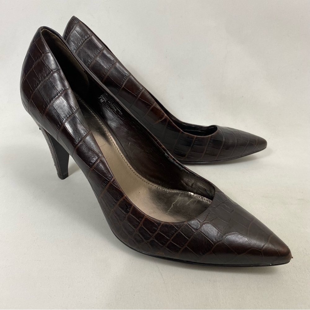 ALFANI Pointed Toe Pumps Brown Leather Croc Embossed Mid Heel Dressy Heels 7